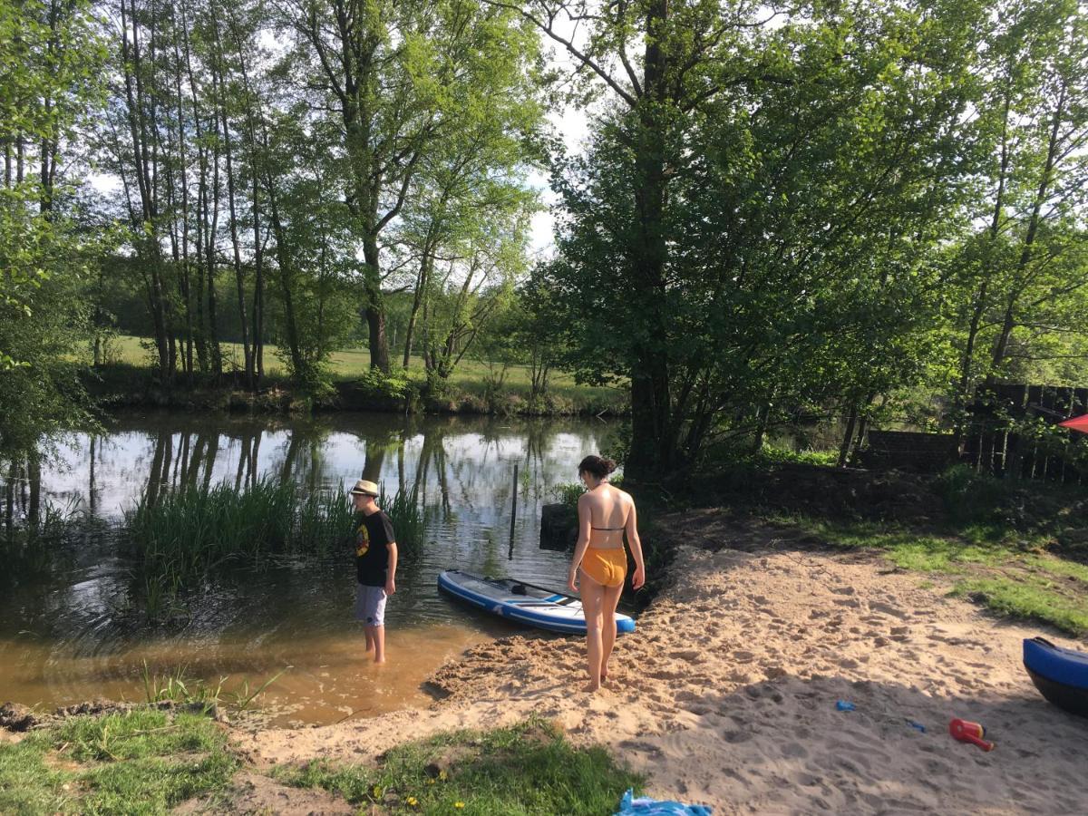 Hotel Kuckunniwi Tipidorf Tauche Zewnętrze zdjęcie