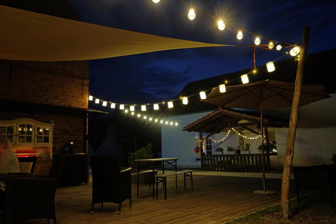 Hotel Kuckunniwi Tipidorf Tauche Zewnętrze zdjęcie